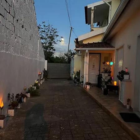 Sun And Ocean House With 2 Bathrooms بيت للعطل *